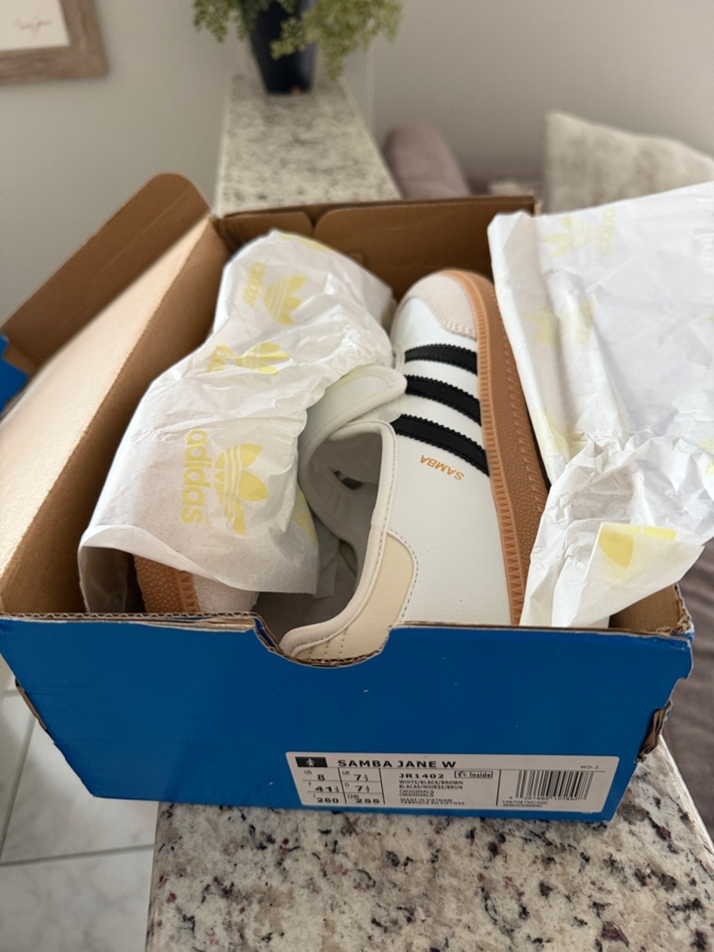 NWT Adidas Samba Janes 8 sneakers - Picture 3 of 4